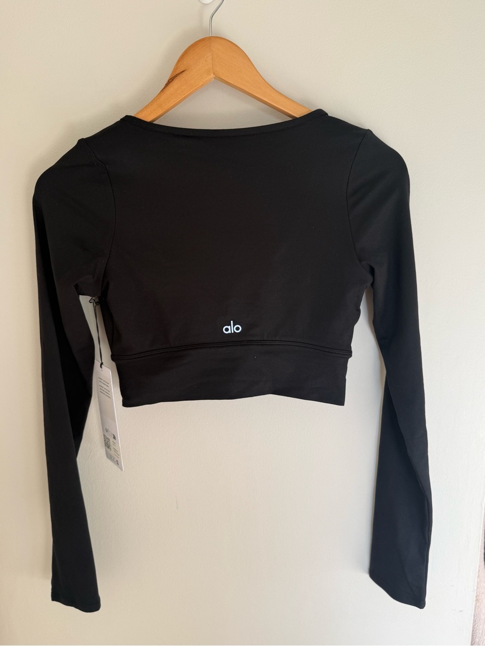 ALO Yoga Alosoft Intuition Long Sleeve Bra Top Small NWT - Picture 4 of 5